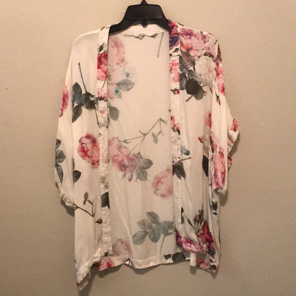 Floral kimono